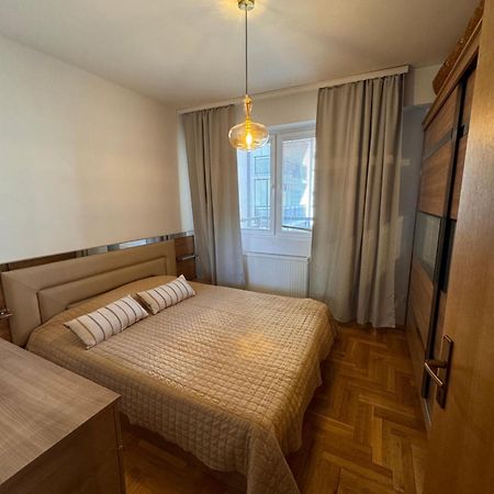 Big Spacious Apartment In Pej Center With Wi-Fi Печ Экстерьер фото