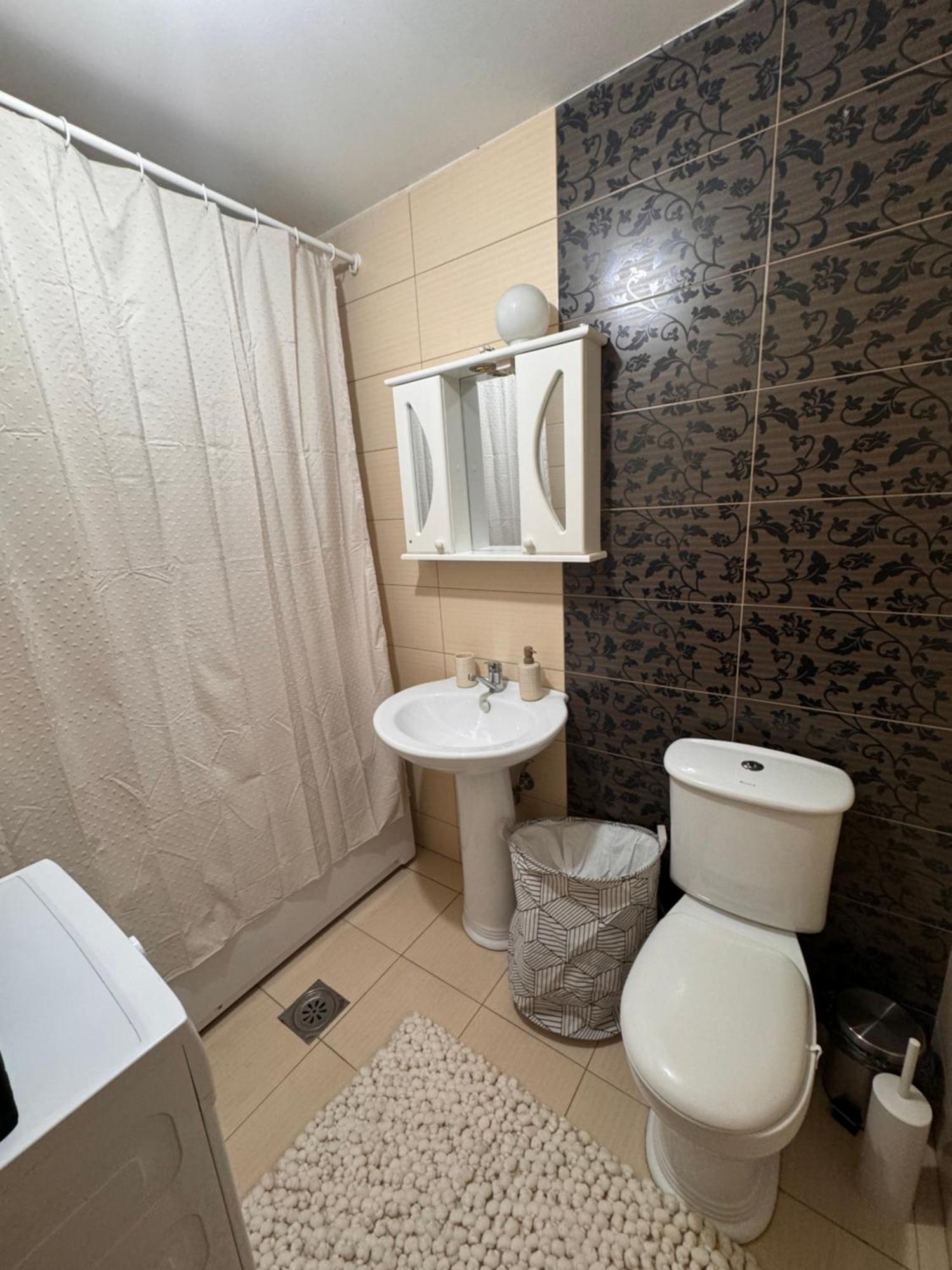 Big Spacious Apartment In Pej Center With Wi-Fi Печ Экстерьер фото